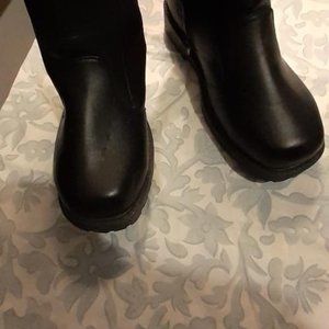 Black boots for men